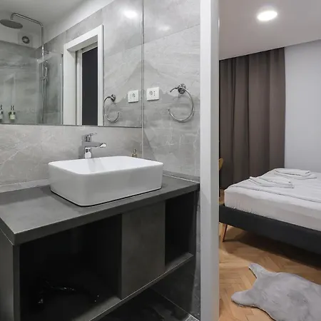 Residence Inn Rijeka * 里耶卡