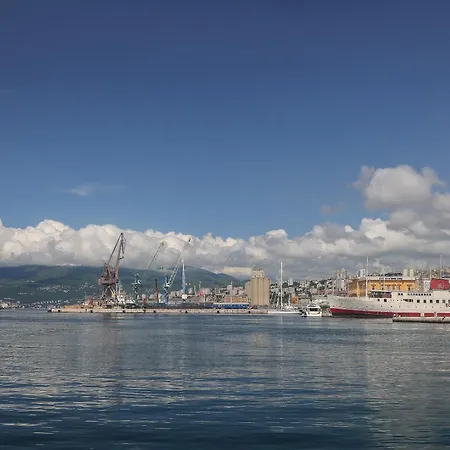 公寓 Residence Inn Rijeka