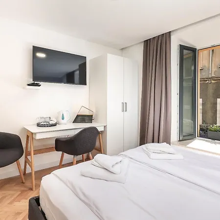 Residence Inn Rijeka * 里耶卡