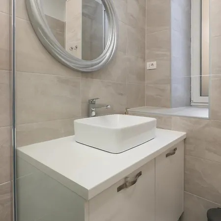 Residence Inn Rijeka 公寓