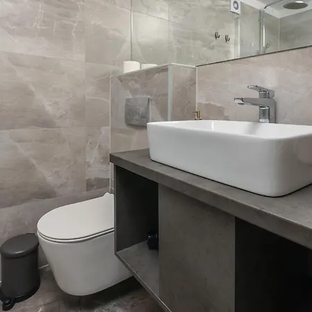 Residence Inn Rijeka * 里耶卡